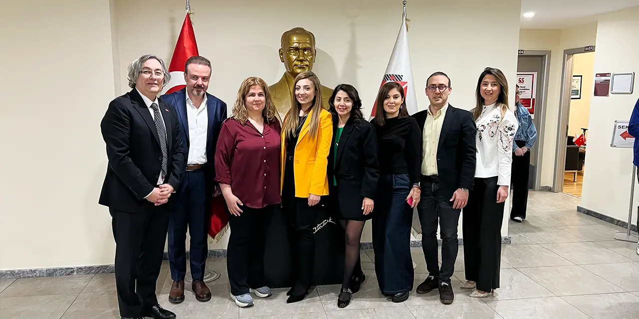 Veni Vidi Göz ve Kültür Üniversitesi’nden Anlamlı İş Birliği: Birlikte Bakıyoruz, Birlikte İyileştiriyoruz